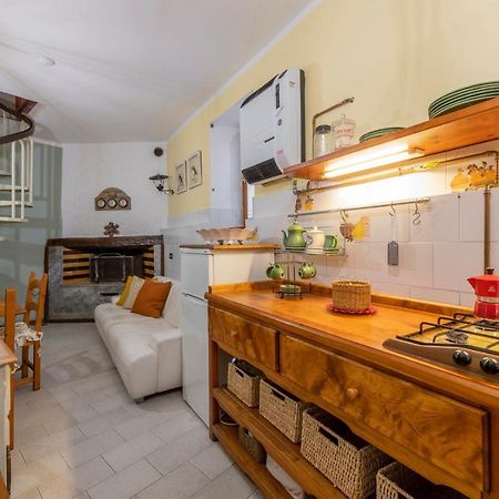 Ferienwohnung Rustico Terra Cielo - Renovated In 2023 Ramponio Exterior foto